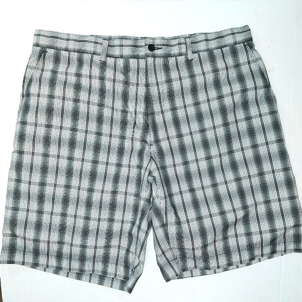 PGA Tour Men's Shorts Black White Plaid Golf Side Pocket 36